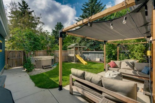 155 Brookgreen Drive Sw, Calgary, AB 
