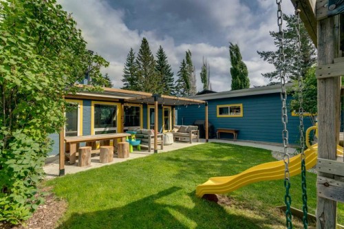 155 Brookgreen Drive Sw, Calgary, AB 