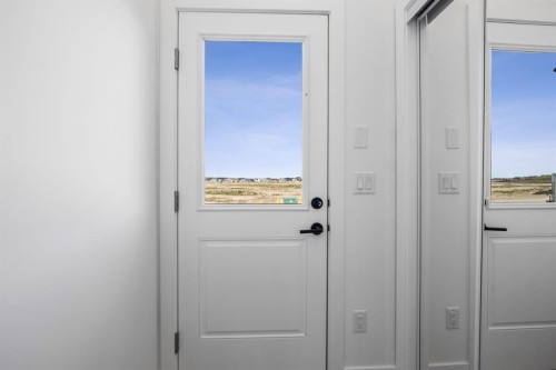 82 Rangeview Path Se, Calgary, AB 