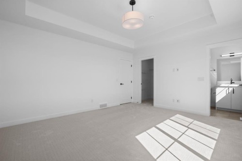 82 Rangeview Path Se, Calgary, AB 