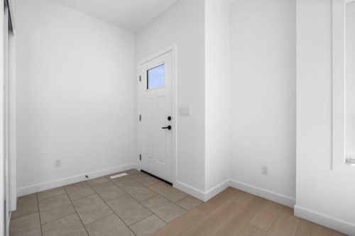 82 Rangeview Path Se, Calgary, AB 