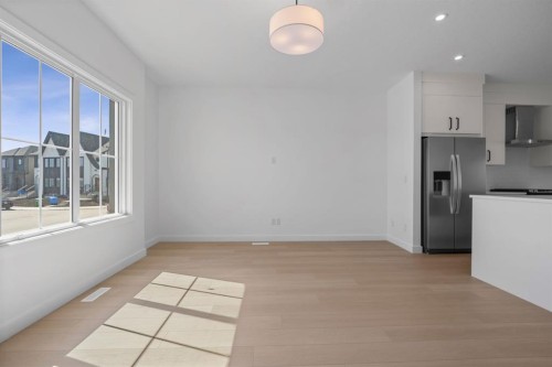 82 Rangeview Path Se, Calgary, AB 