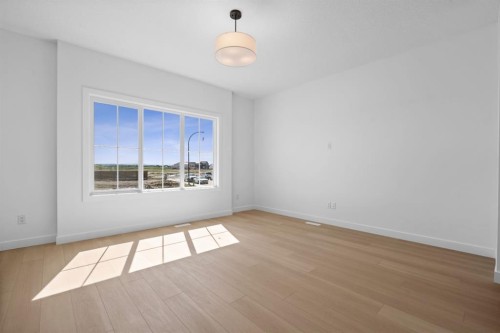 82 Rangeview Path Se, Calgary, AB 