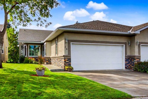 26 Mt Mckenzie Villas Se, Calgary, AB 