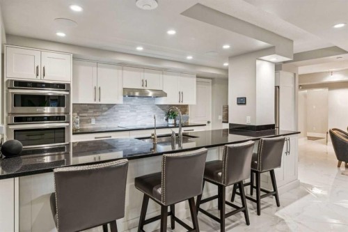 8203-400 Eau Claire Avenue Sw, Calgary, AB - Indoor