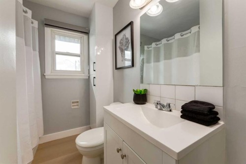 1051 8 Avenue Ne, Calgary, AB 