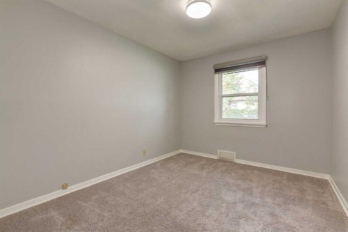 1051 8 Avenue Ne, Calgary, AB 