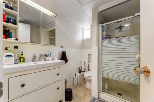 1051 8 Avenue Ne, Calgary, AB 
