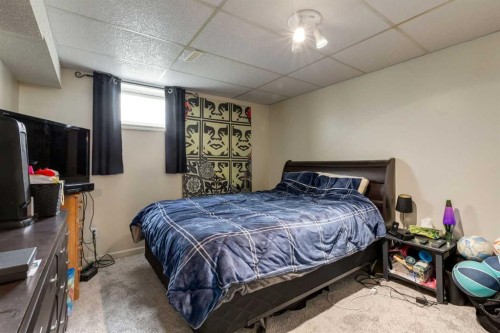 1051 8 Avenue Ne, Calgary, AB 