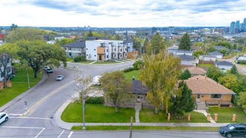 1051 8 Avenue Ne, Calgary, AB 