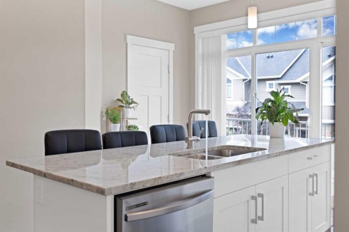 563 Evanston Manor Nw, Calgary, AB 
