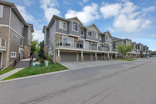 563 Evanston Manor Nw, Calgary, AB 