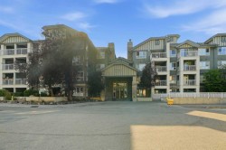 235-35 Richard Court SW Calgary, AB T3E 7N9