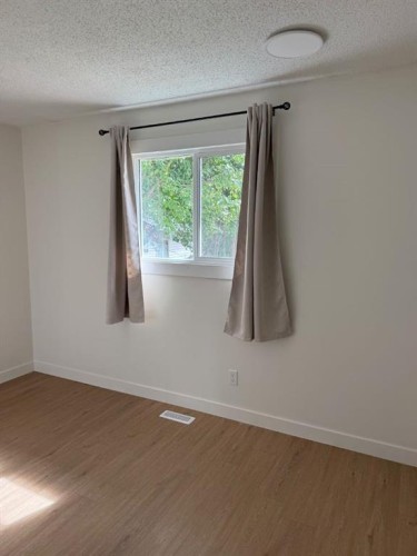 471 78 Avenue Ne, Calgary, AB 