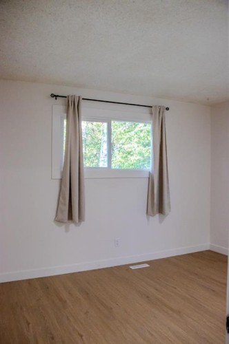 471 78 Avenue Ne, Calgary, AB 