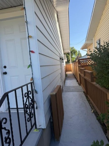 471 78 Avenue Ne, Calgary, AB 