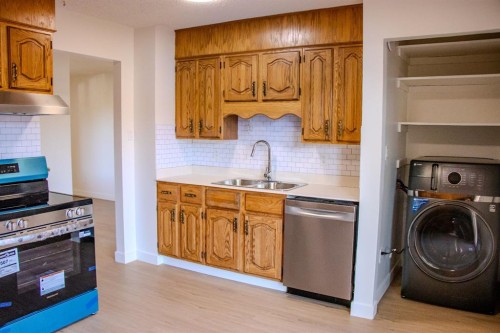 471 78 Avenue Ne, Calgary, AB 
