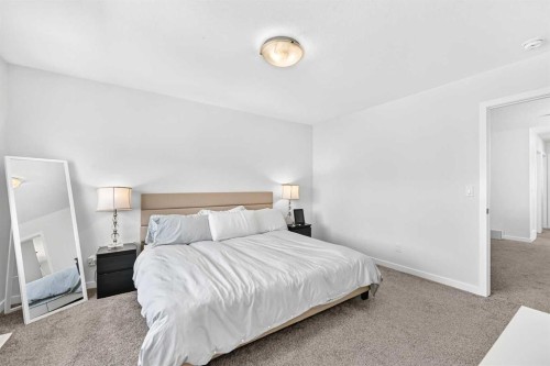 76 Magnolia Grove Se, Calgary, AB 