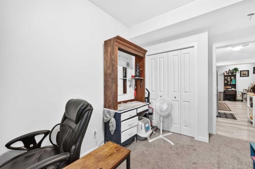 76 Magnolia Grove Se, Calgary, AB 