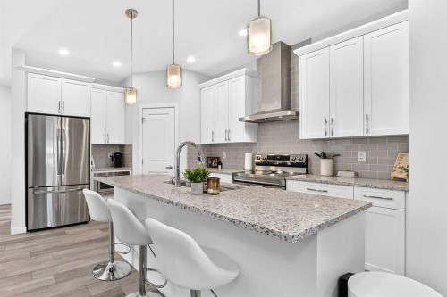 76 Magnolia Grove Se, Calgary, AB 