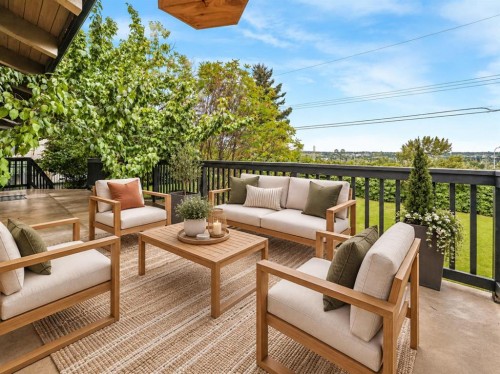 2404 Sovereign Crescent Sw, Calgary, AB 