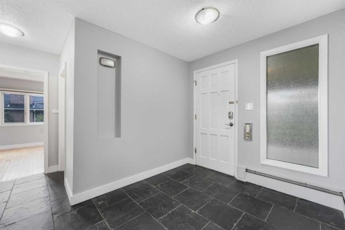 2404 Sovereign Crescent Sw, Calgary, AB 