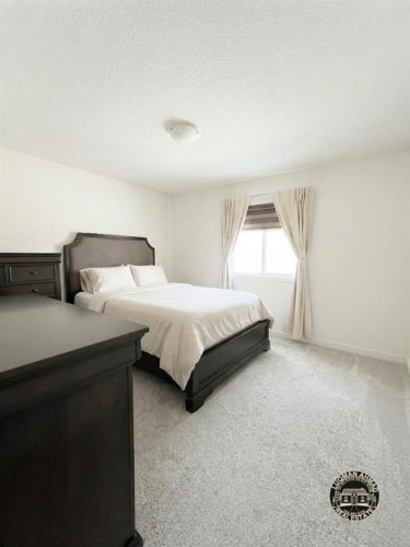 320 Copperhead Way Se, Calgary, AB 