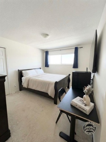 320 Copperhead Way Se, Calgary, AB 