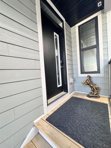 320 Copperhead Way Se, Calgary, AB 