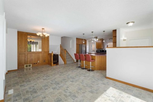 1312 48 Avenue Nw, Calgary, AB 