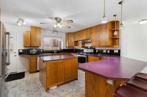 1312 48 Avenue Nw, Calgary, AB 