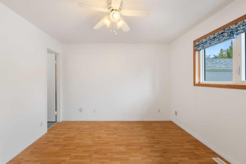 1312 48 Avenue Nw, Calgary, AB 