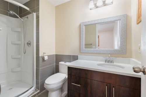 1312 48 Avenue Nw, Calgary, AB 