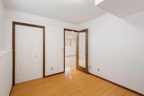 1312 48 Avenue Nw, Calgary, AB 