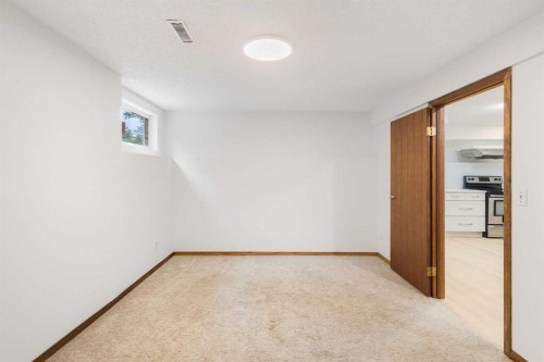 1312 48 Avenue Nw, Calgary, AB 