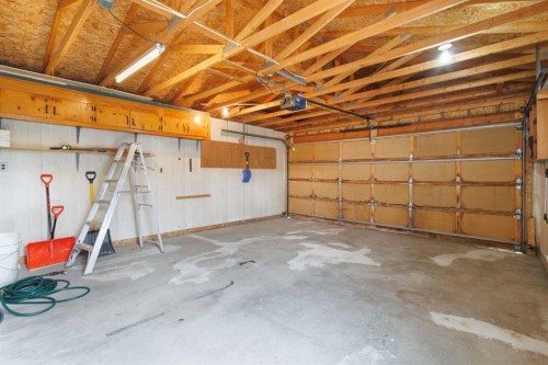 1312 48 Avenue Nw, Calgary, AB 
