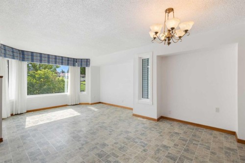 1312 48 Avenue Nw, Calgary, AB 