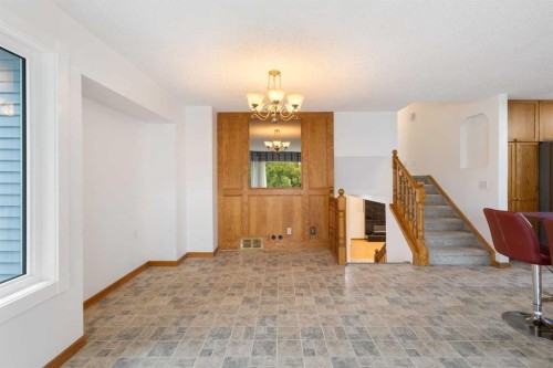1312 48 Avenue Nw, Calgary, AB 