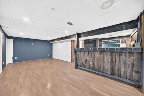 16 Dovely Way Se, Calgary, AB 