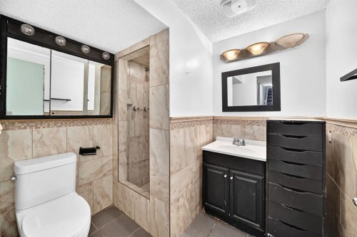 16 Dovely Way Se, Calgary, AB 