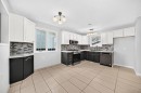 16 Dovely Way Se, Calgary, AB 