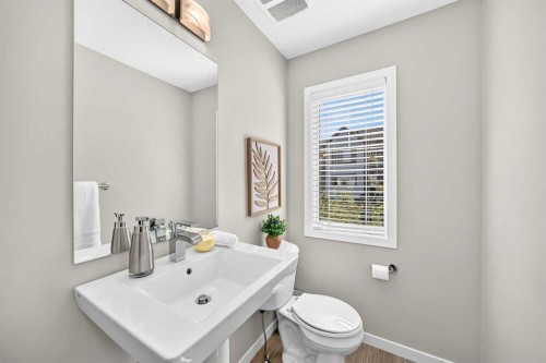 638 Copperpond Boulevard Se, Calgary, AB 