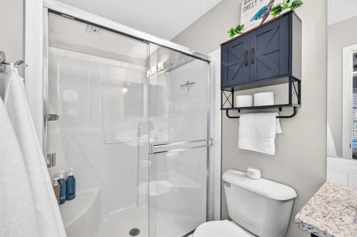 638 Copperpond Boulevard Se, Calgary, AB 