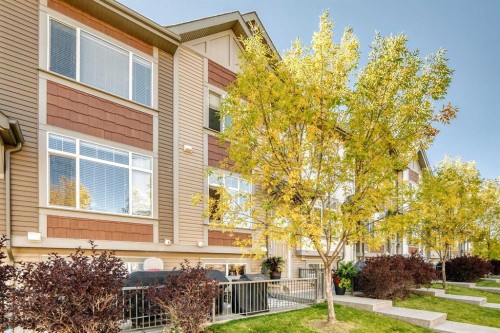 638 Copperpond Boulevard Se, Calgary, AB 