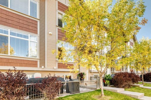 638 Copperpond Boulevard Se, Calgary, AB 