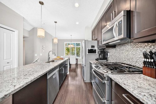 638 Copperpond Boulevard Se, Calgary, AB 