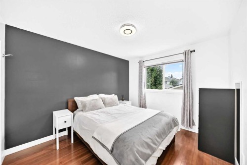 117 Bridleglen Manor Sw, Calgary, AB 