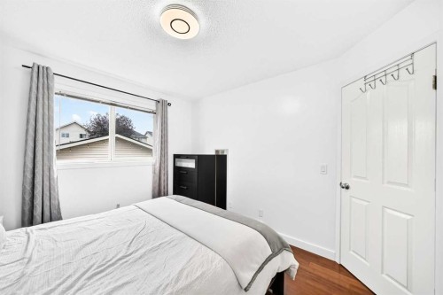 117 Bridleglen Manor Sw, Calgary, AB 