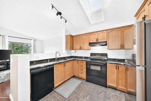 117 Bridleglen Manor Sw, Calgary, AB 