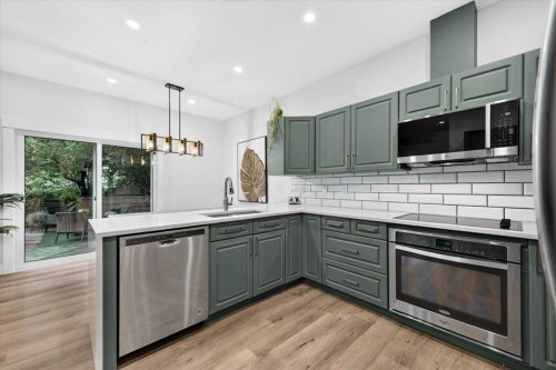 39 Patterson Hill Sw, Calgary, AB 
